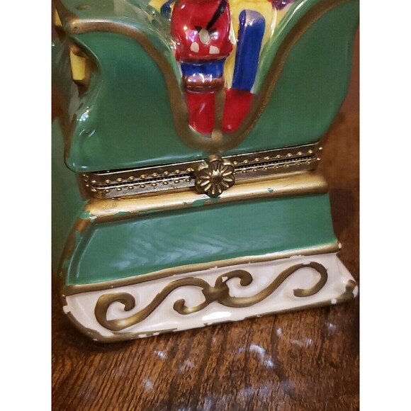 Mr. Christmas Hinged Music Box Sleigh Animated Ornament Joy to the World 2011 - Picture 3 of 12